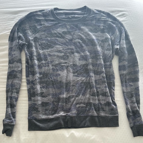 Lucky Brand Long Sleeve Top - Picture 2 of 2